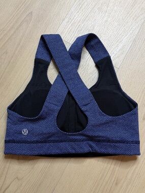 Lululemon athletic Bra